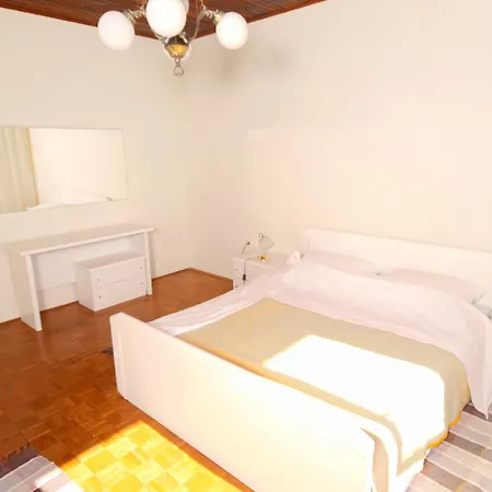 Apartments By The Sea Privlaka, Zadar - 666 Apartment